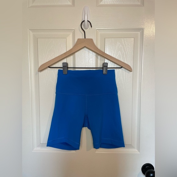 Lululemon Wunder Train High-Rise Short 6” in Poolside - Picture 2 of 6